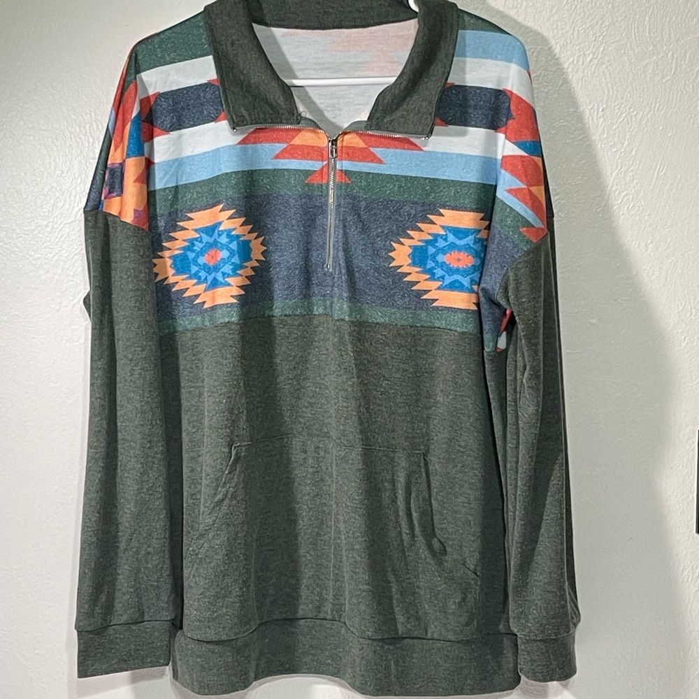 Western/Aztez pattern 1/2 zip long sleeve pullover
